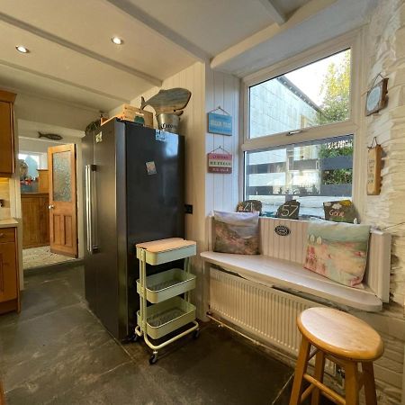 Sandown And Cillia Marys 4 Bedroom 3 Plus 1 Saint Teath Exterior photo